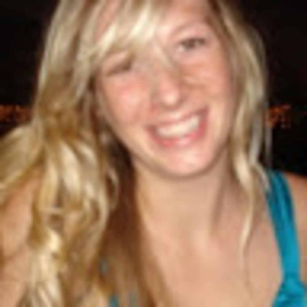 Meet your Posher, Holly